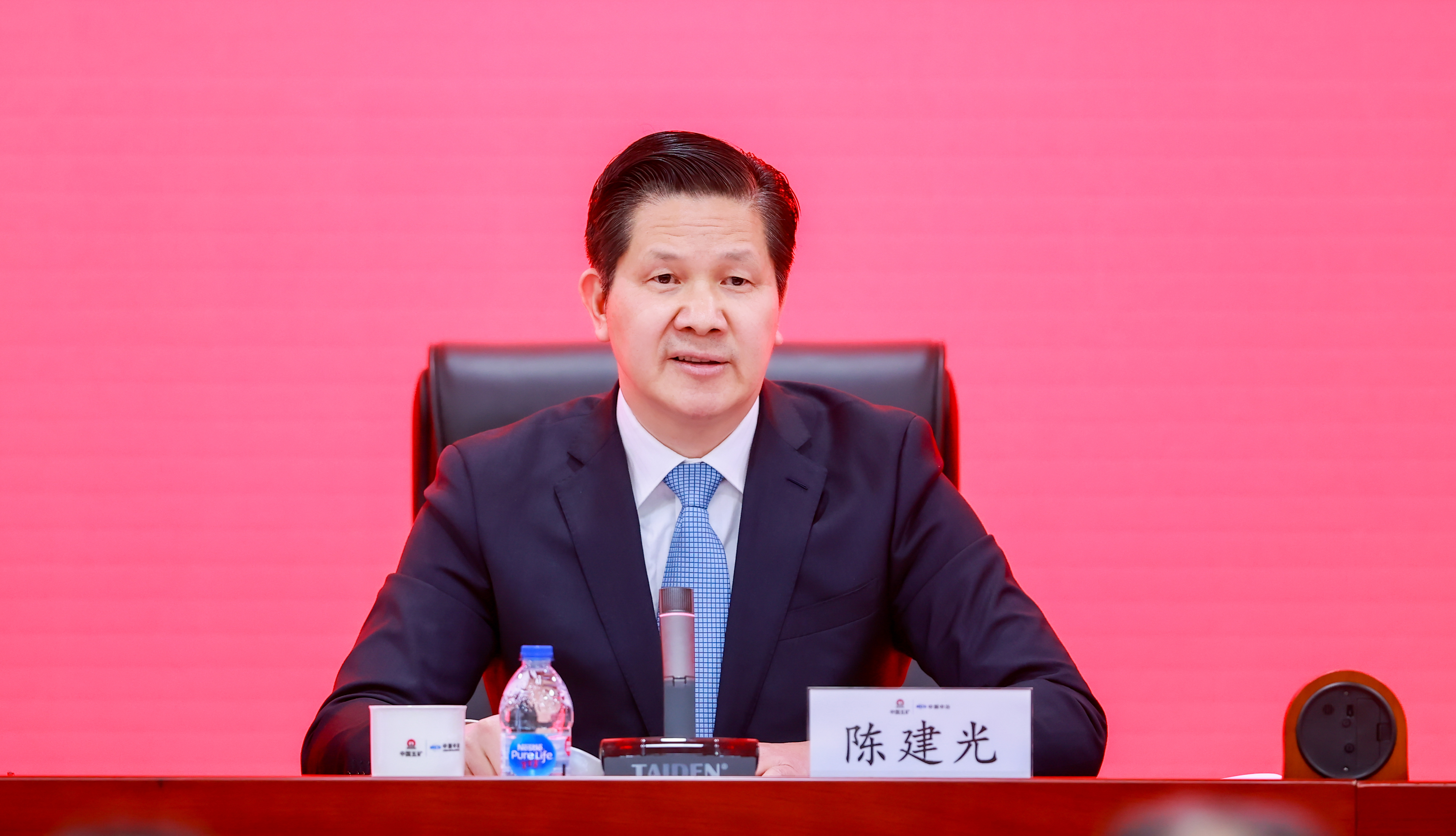 Chen Jianguang Delivering a Speech